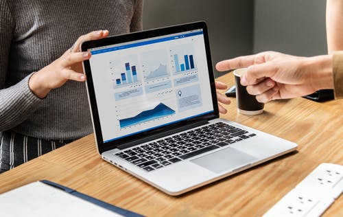 Data Driven Business Models and Analytics - The Power of Data-Driven for The Legal Industry
